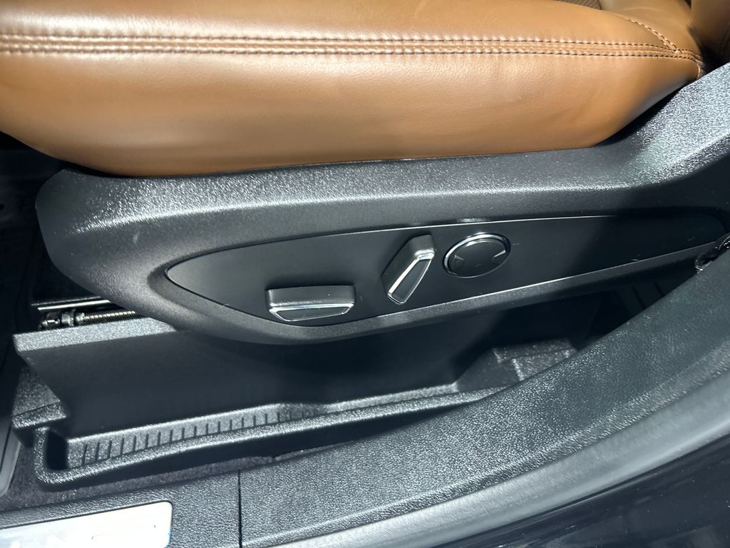 used 2023 Lincoln Nautilus car, priced at $47,007