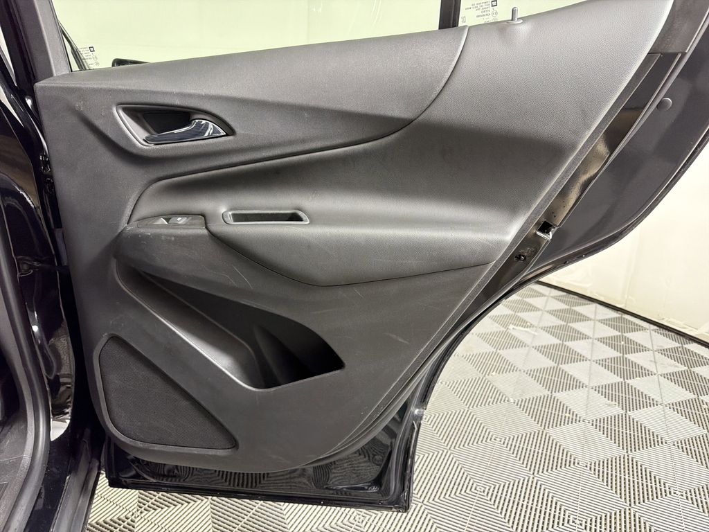 used 2022 Chevrolet Equinox car, priced at $16,498