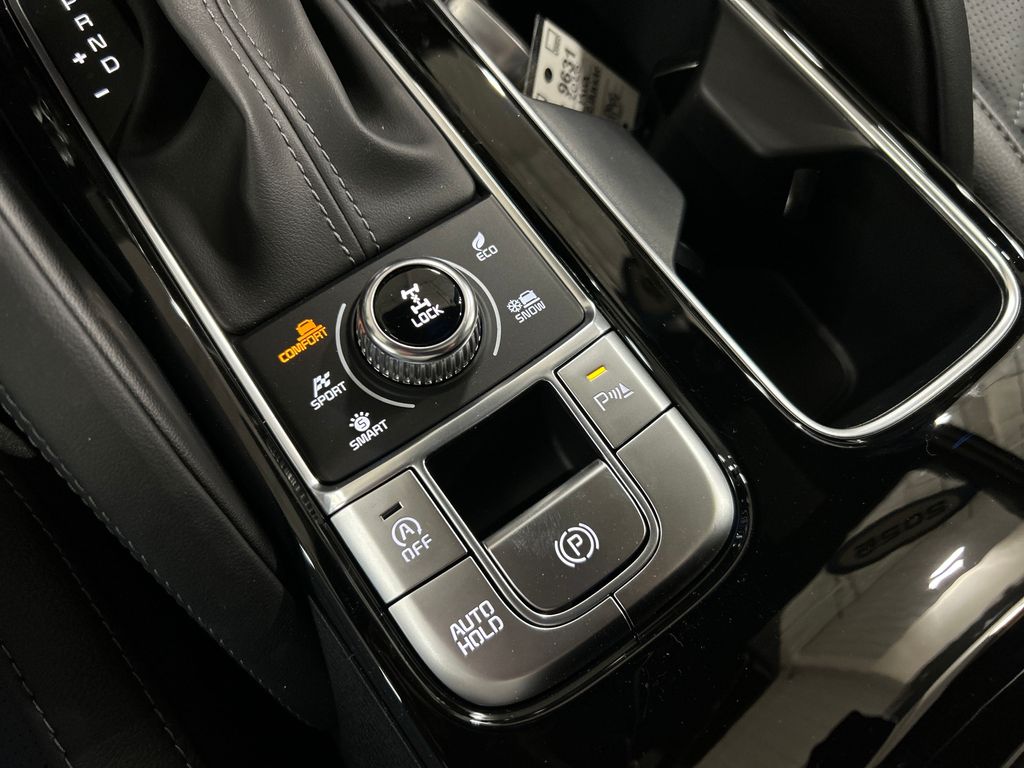 new 2025 Kia Telluride car, priced at $48,195