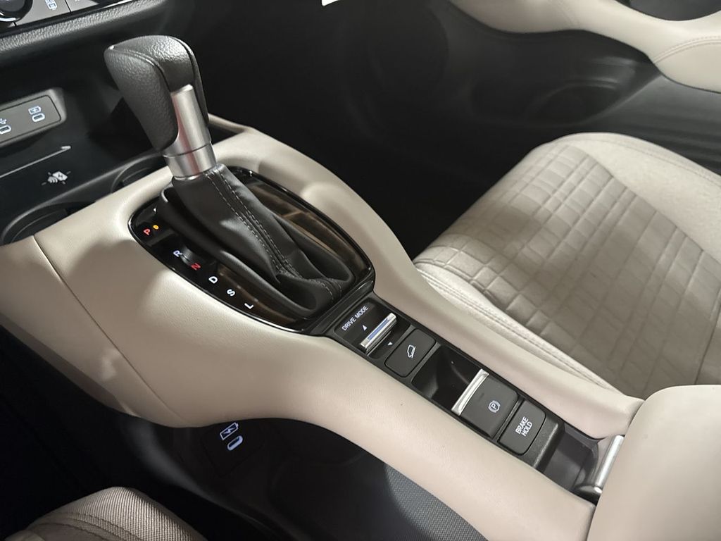 new 2026 Honda HR-V car, priced at $29,550