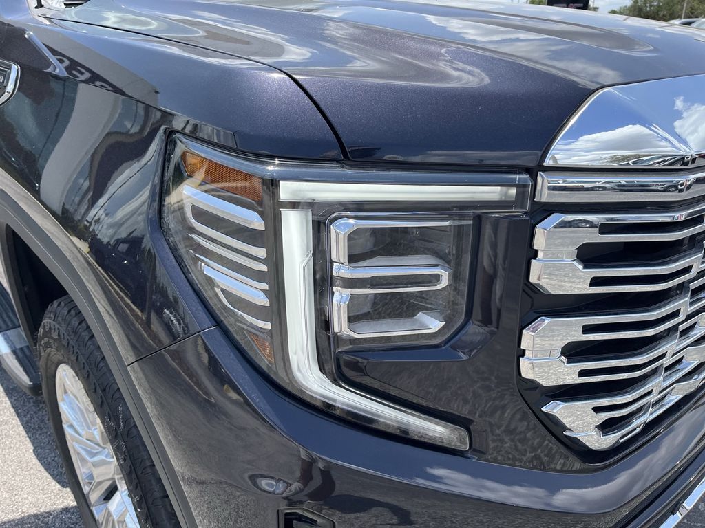 new 2025 GMC Sierra 1500 car, priced at $70,677