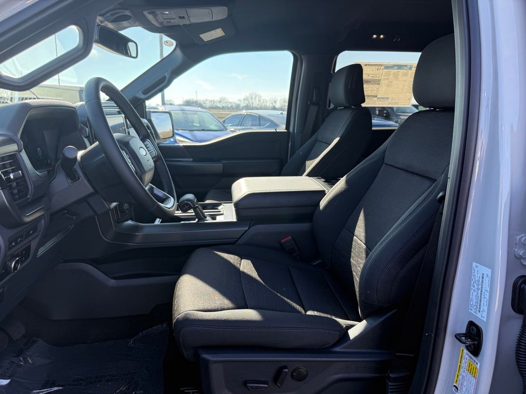 new 2024 Ford F-150 car, priced at $52,574