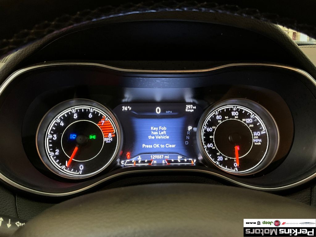used 2020 Jeep Cherokee car, priced at $17,165
