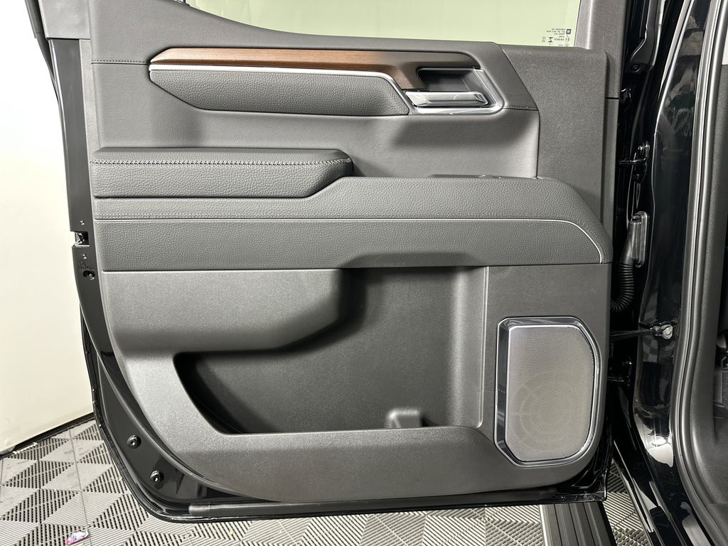 new 2025 GMC Sierra 1500 car, priced at $68,494