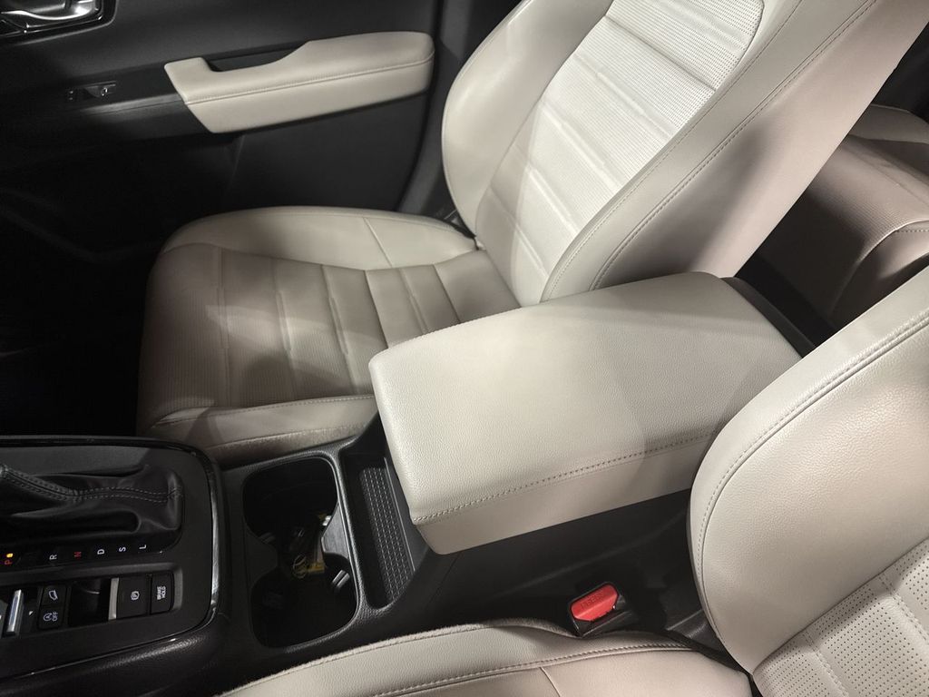 used 2024 Honda CR-V car, priced at $34,959