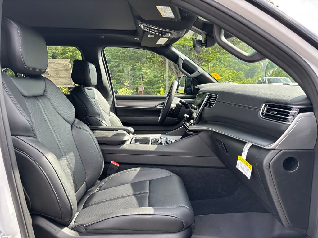 new 2025 Jeep Wagoneer car, priced at $74,835