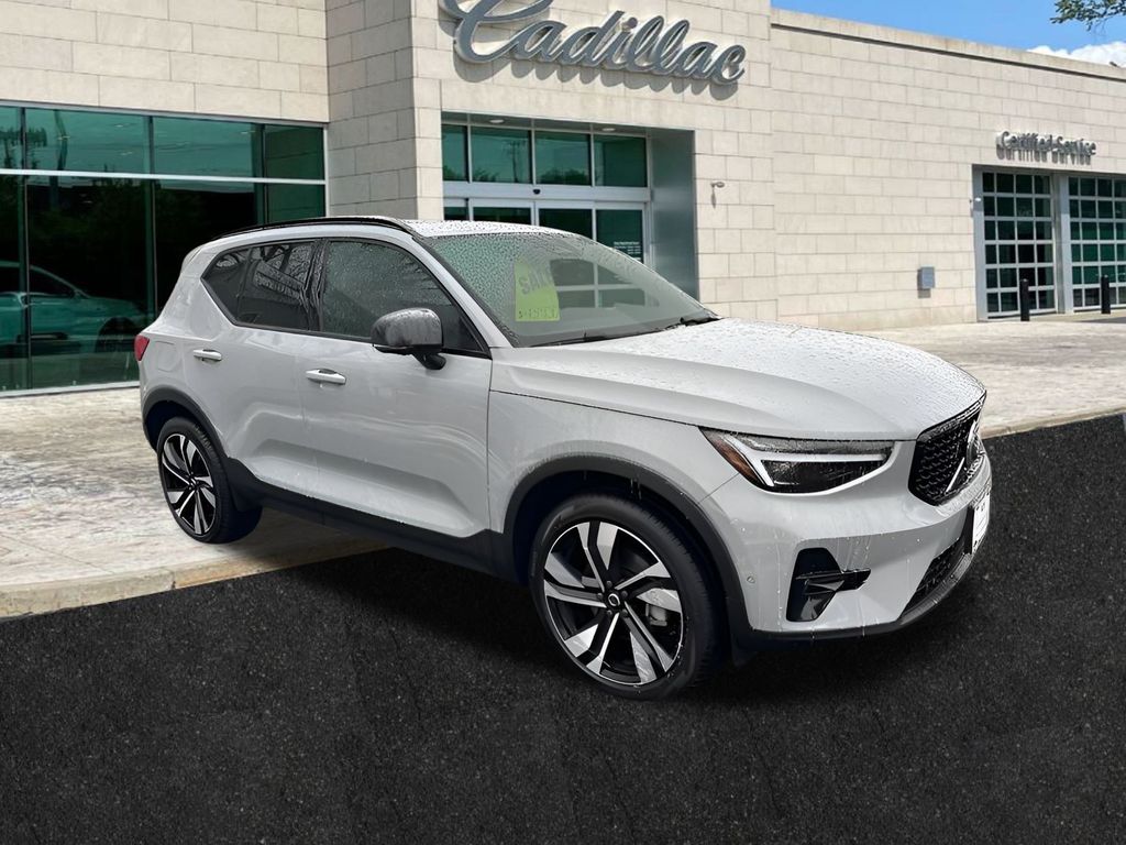 used 2025 Volvo XC40 car, priced at $43,500