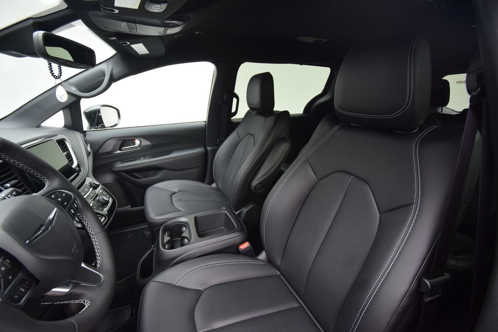 new 2026 Chrysler Pacifica car, priced at $43,215