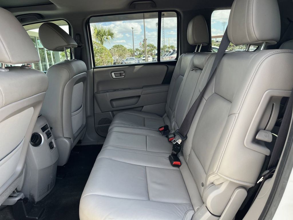 used 2015 Honda Pilot car, priced at $11,992