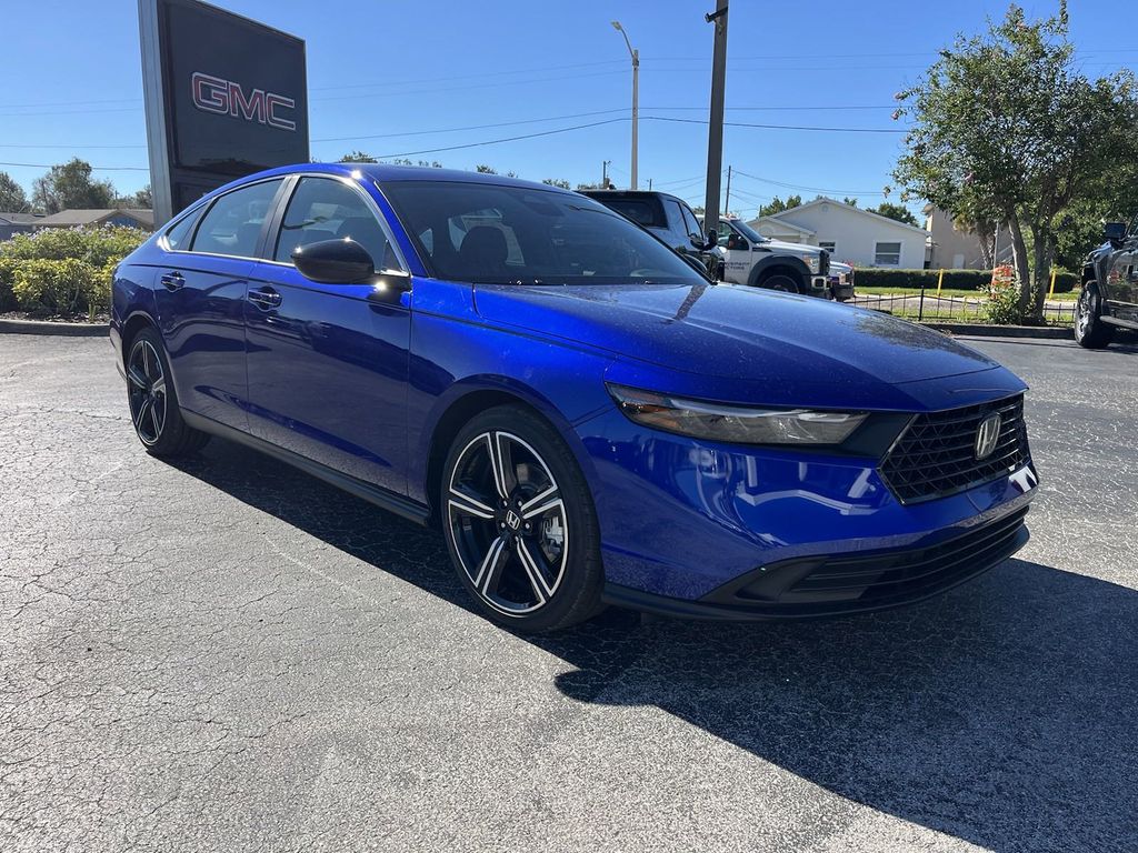 new 2025 Honda Accord Hybrid car, priced at $35,195