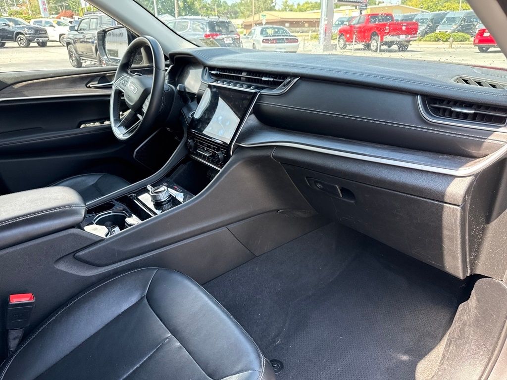 used 2021 Jeep Grand Cherokee L car, priced at $27,990