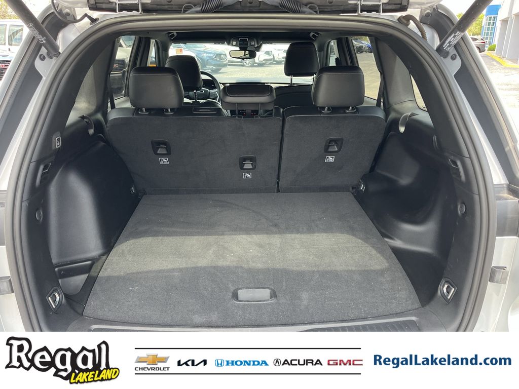 used 2023 Jeep Grand Cherokee car, priced at $31,594