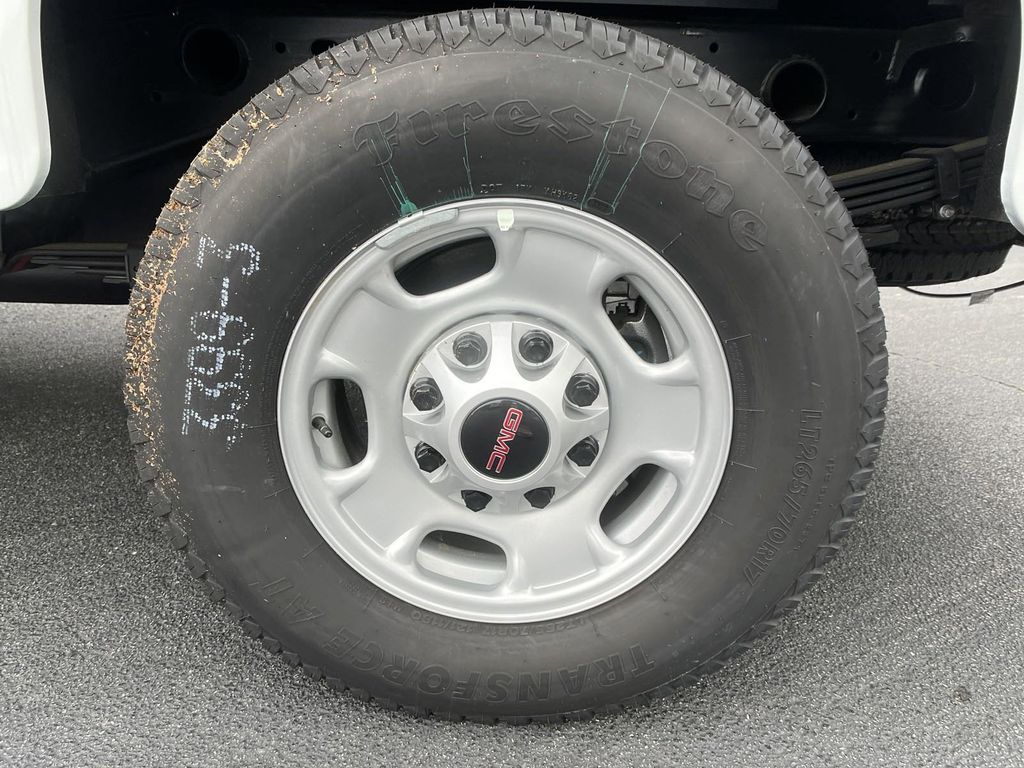 new 2024 GMC Sierra 2500HD car, priced at $44,853