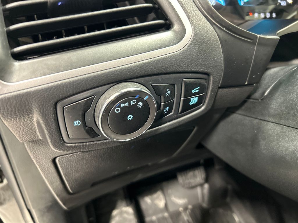 used 2023 Ford Edge car, priced at $28,520
