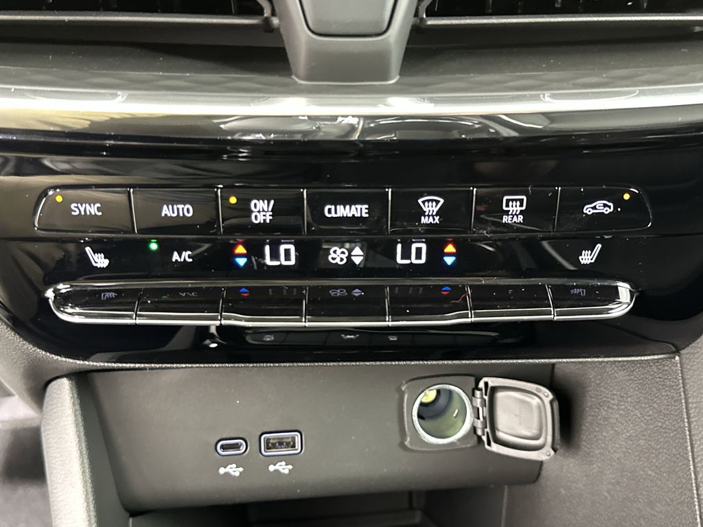 new 2026 Buick Encore GX car, priced at $37,775