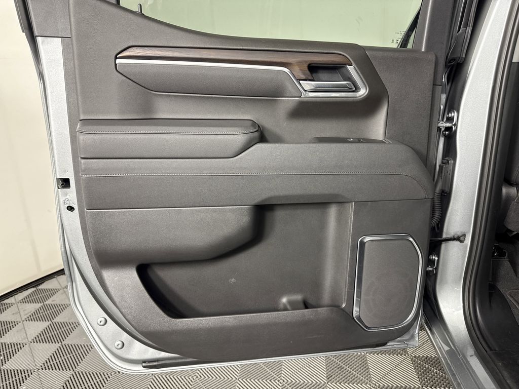 used 2025 GMC Sierra 1500 car, priced at $50,797