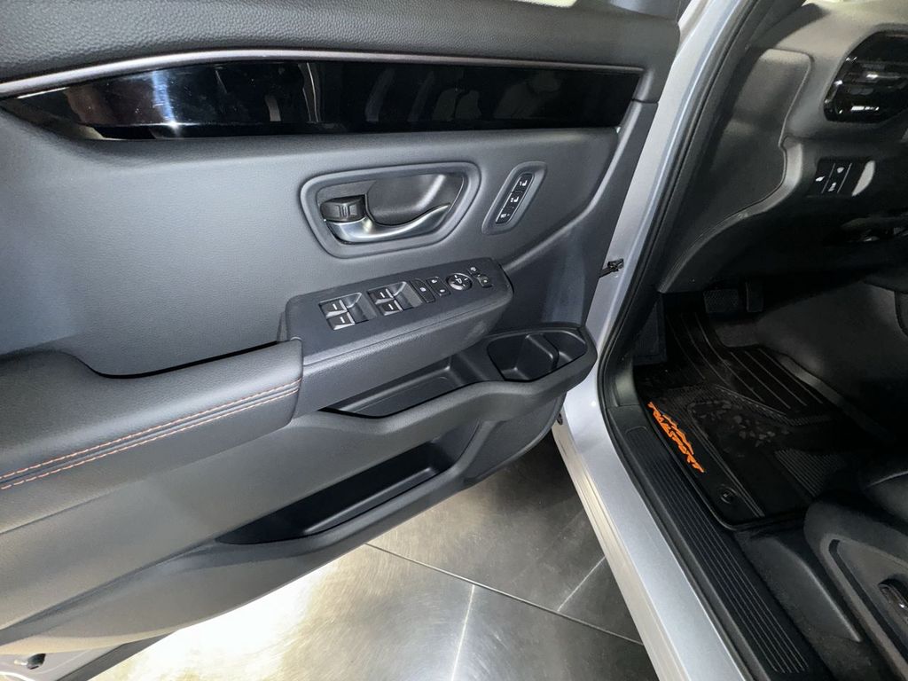 new 2025 Honda Pilot car, priced at $50,895