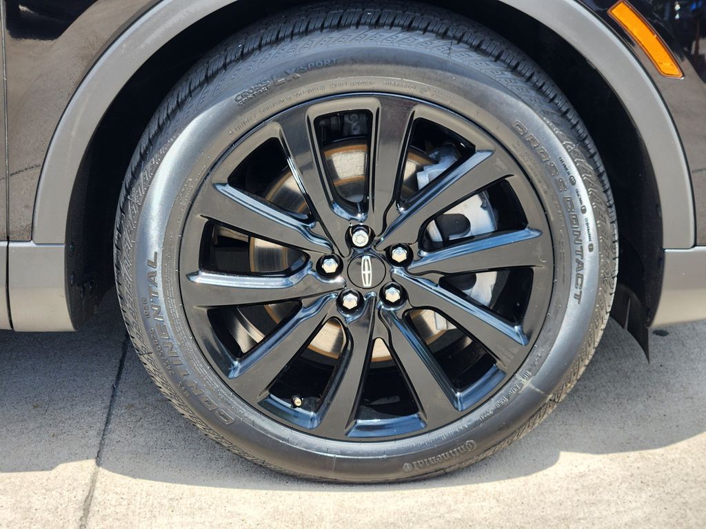 used 2022 Lincoln Nautilus car, priced at $37,131