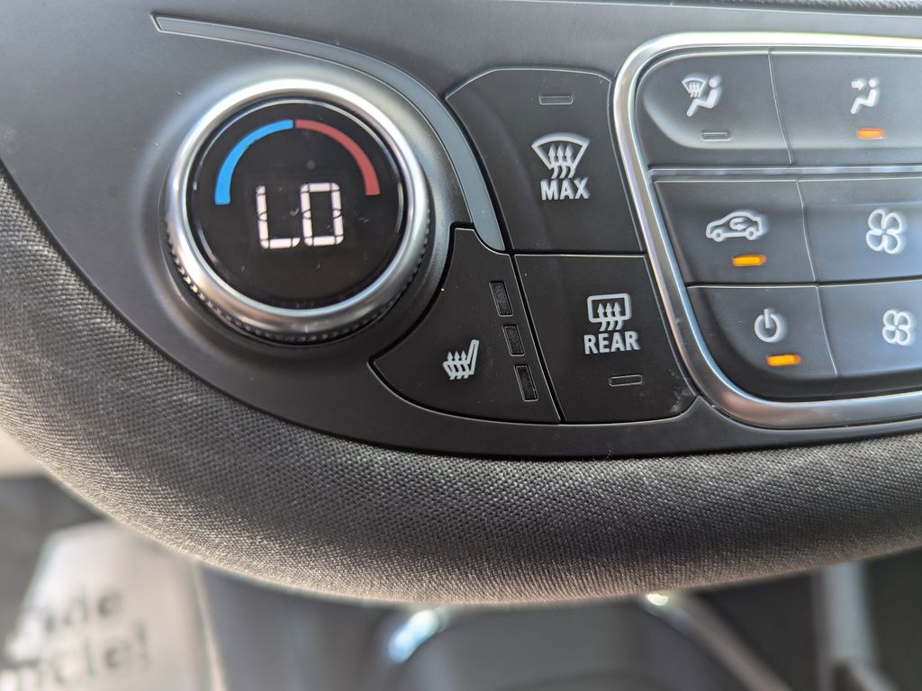 used 2024 Chevrolet Malibu car, priced at $17,994