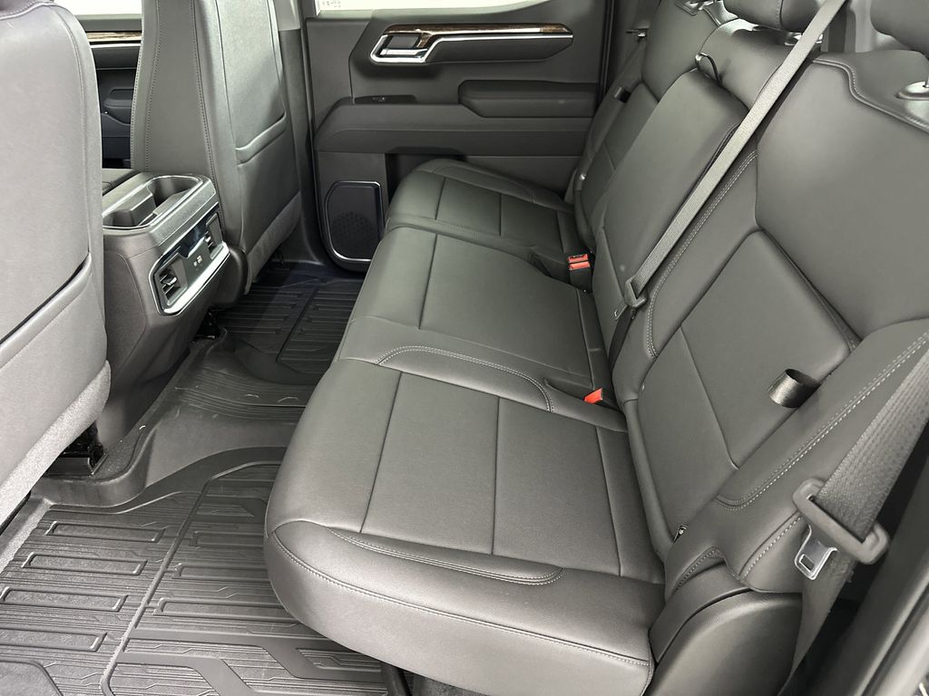 new 2025 GMC Sierra 1500 car, priced at $62,224