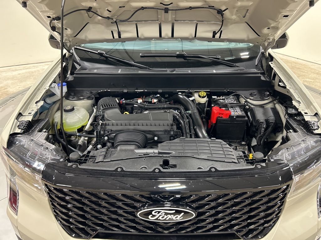 new 2025 Ford Maverick car, priced at $35,935