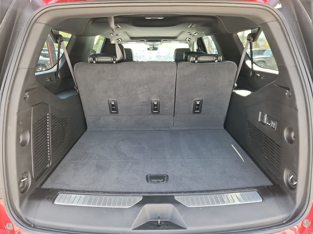 used 2024 Chevrolet Suburban car, priced at $71,990
