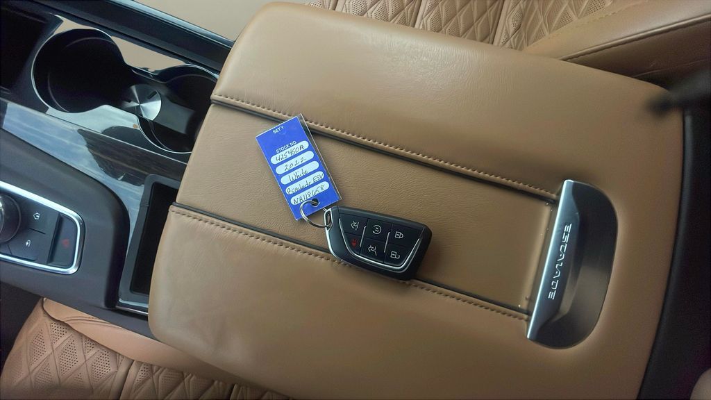 used 2022 Cadillac Escalade ESV car, priced at $66,500