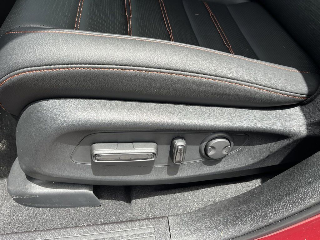 new 2025 Honda CR-V Hybrid car, priced at $37,920