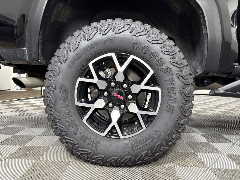 new 2025 GMC Canyon car, priced at $50,465