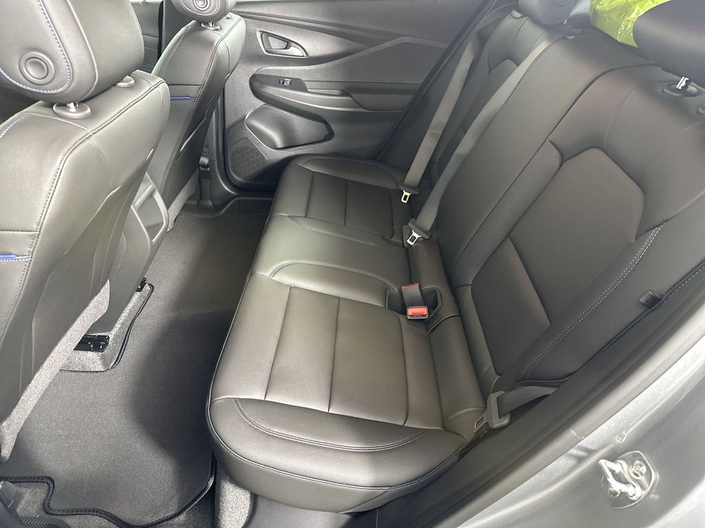 new 2025 Buick Envista car, priced at $29,869