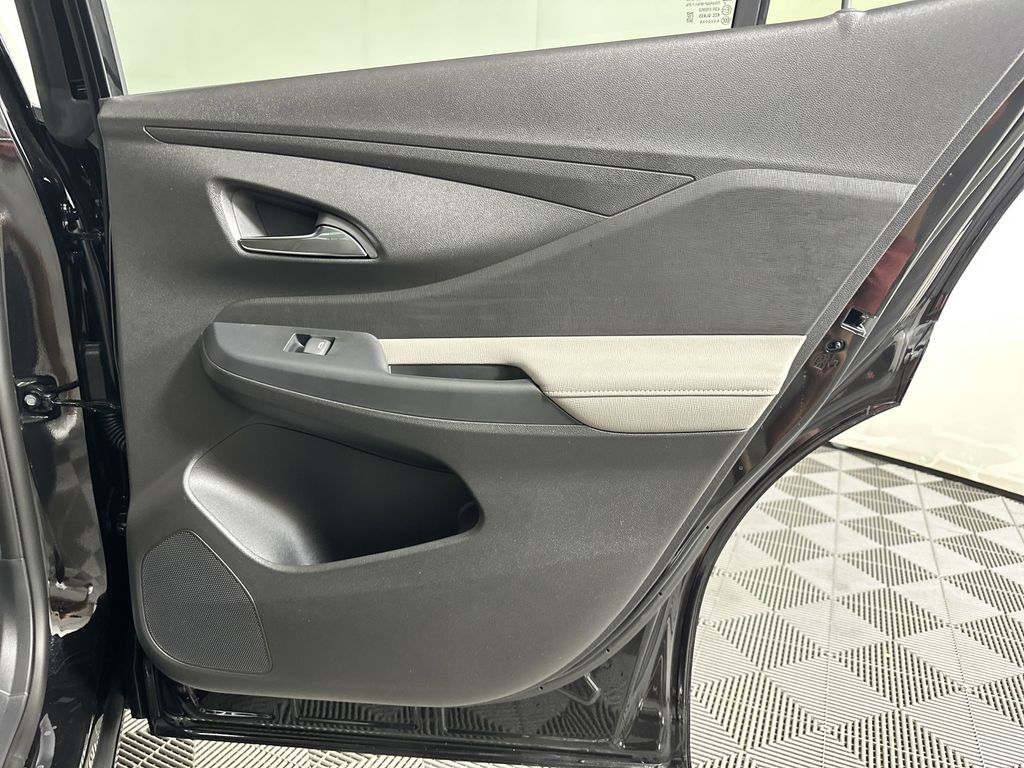 new 2025 Buick Envista car, priced at $29,495