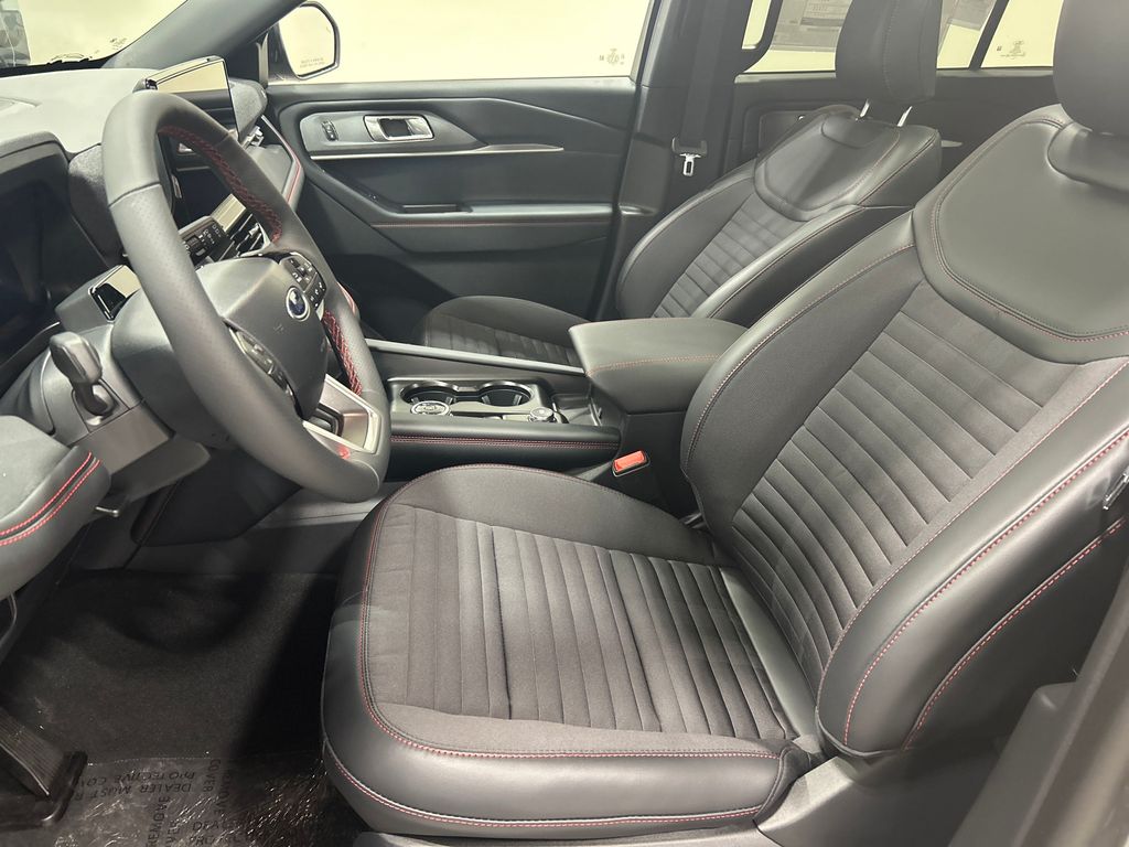 new 2025 Ford Explorer car, priced at $49,596