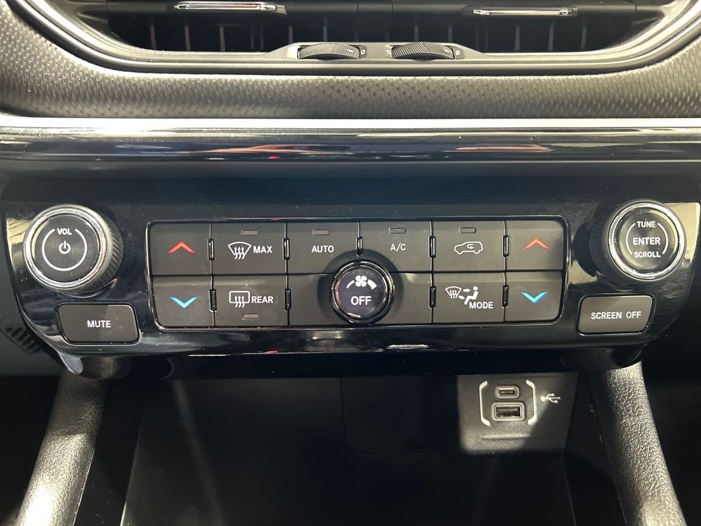 used 2022 Jeep Compass car, priced at $25,236