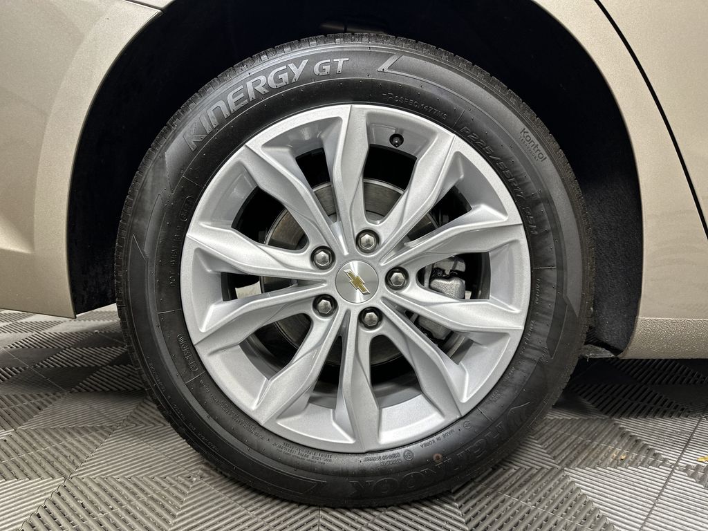 used 2025 Chevrolet Malibu car, priced at $22,997