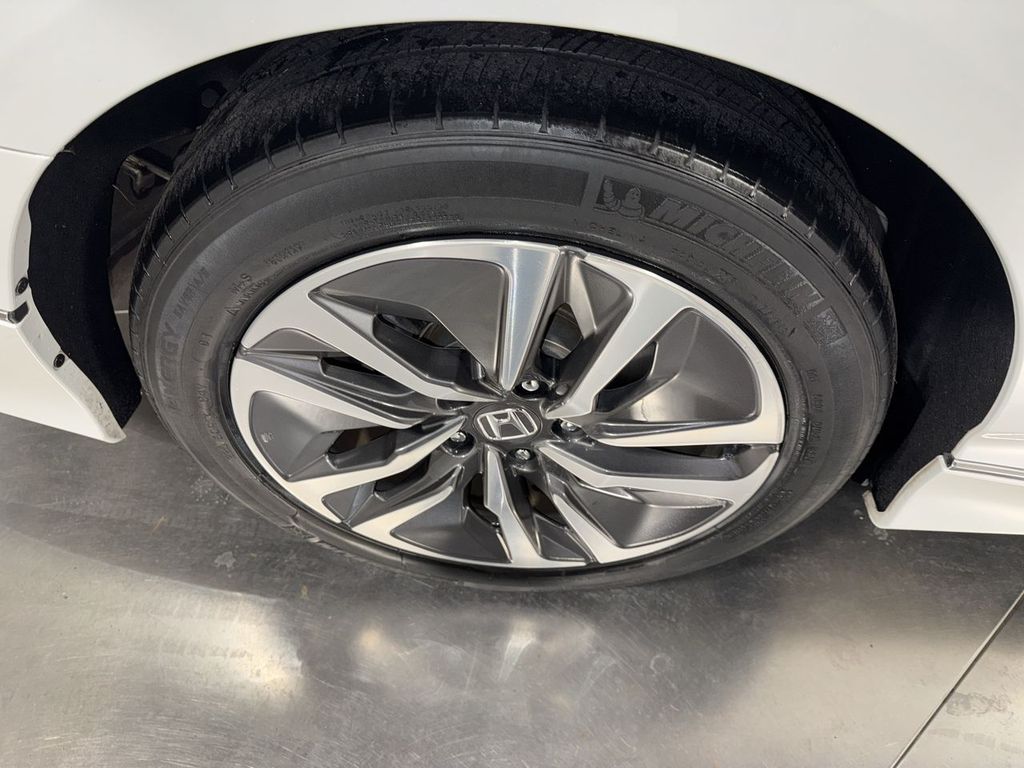 used 2021 Honda Accord Hybrid car, priced at $24,131