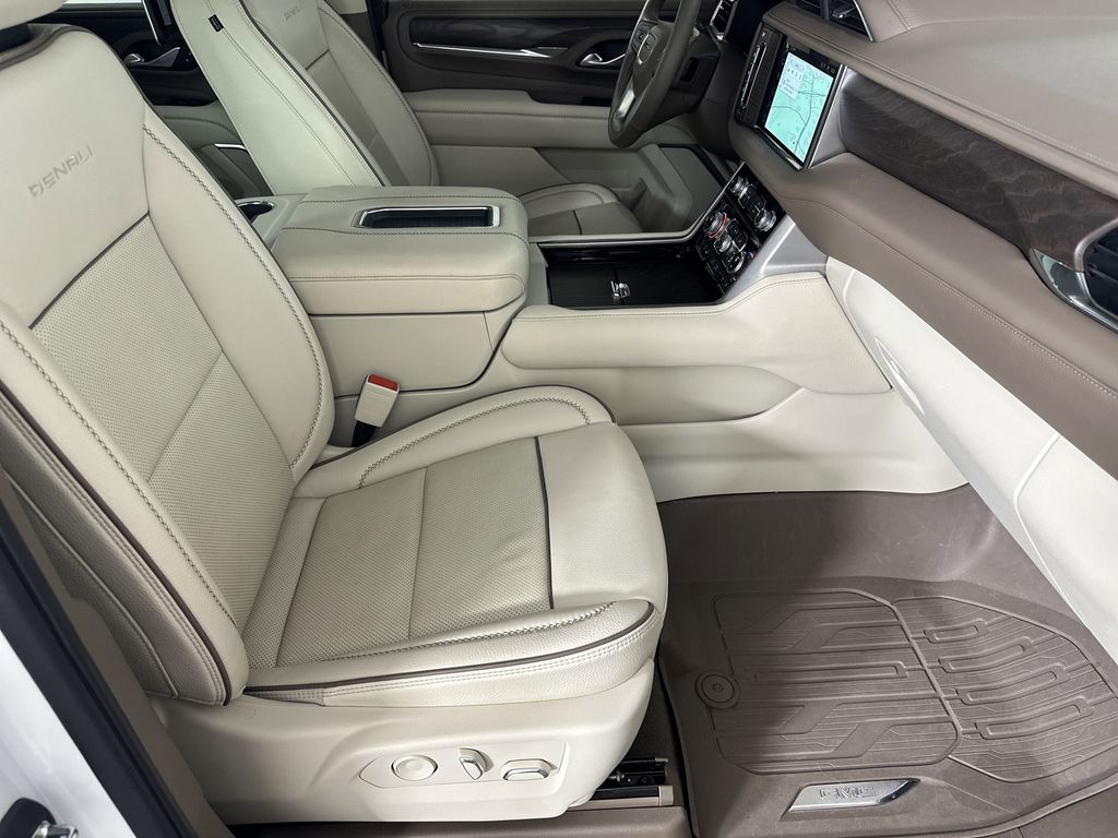 used 2022 GMC Yukon XL car, priced at $56,928