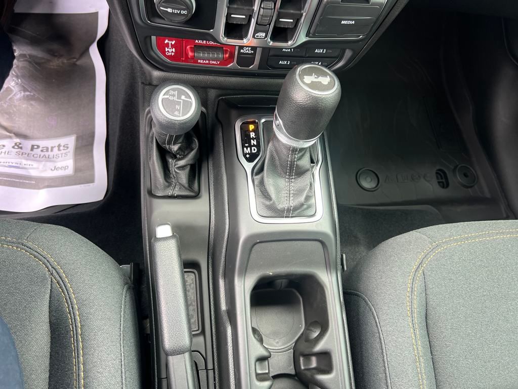new 2025 Jeep Wrangler car, priced at $48,327