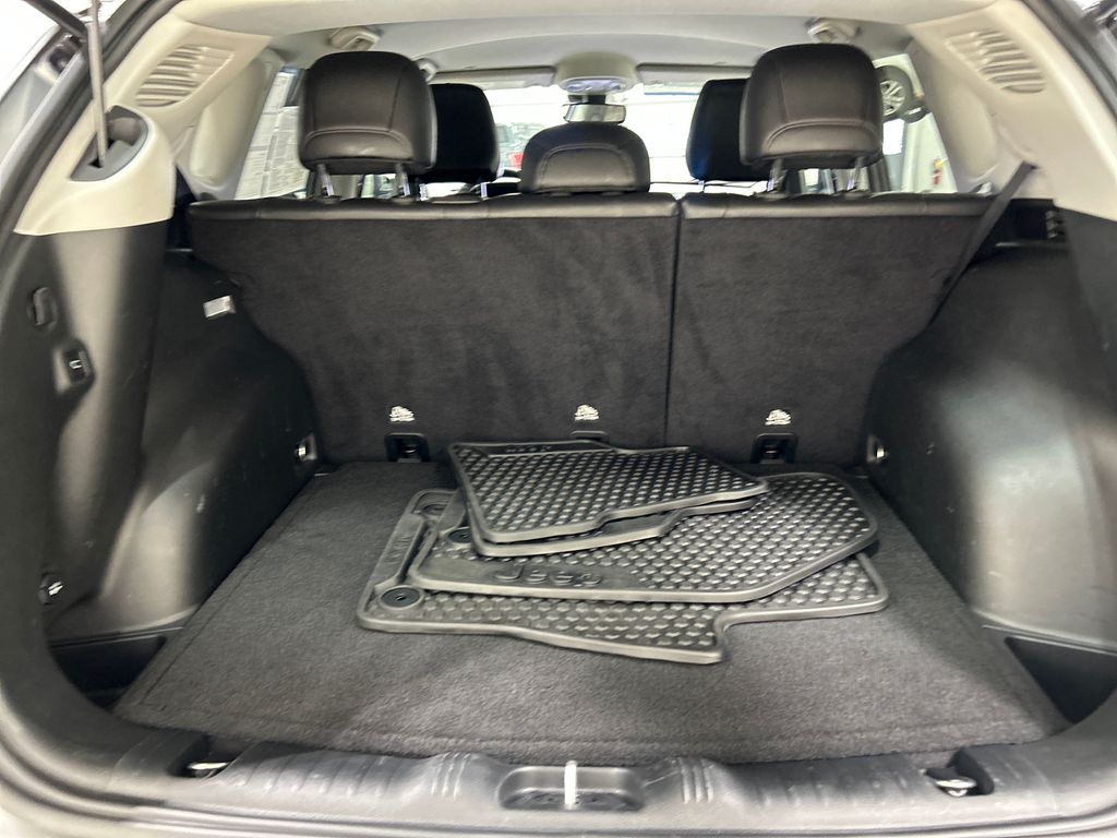 used 2022 Jeep Compass car, priced at $25,236