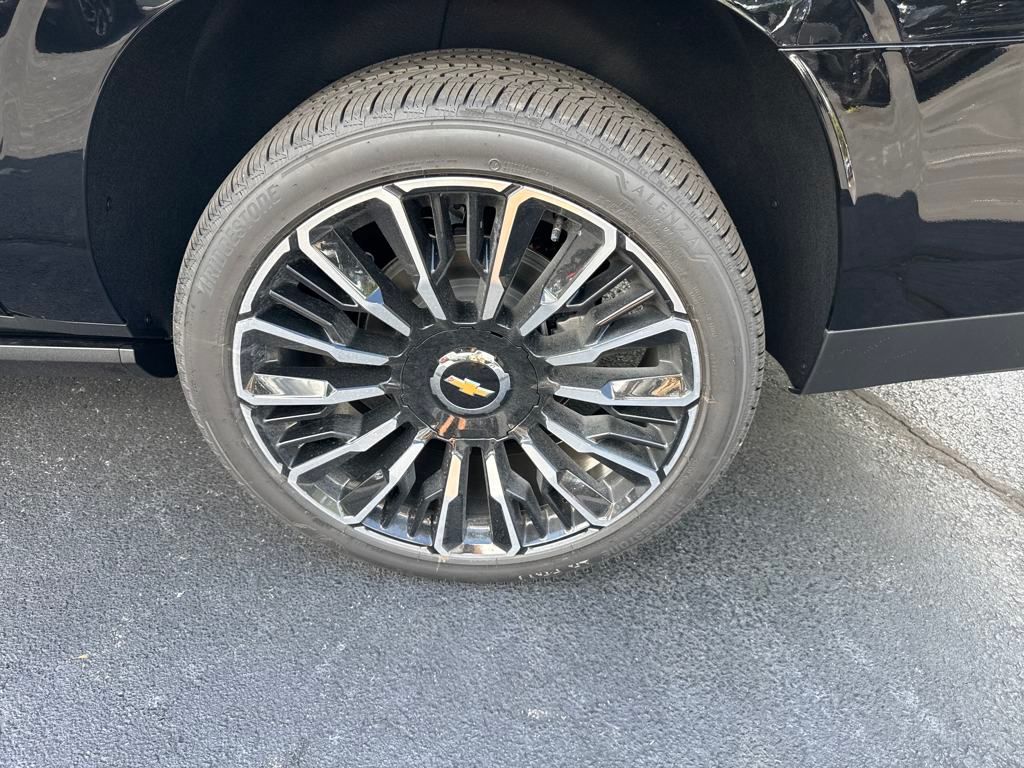 new 2025 Chevrolet Suburban car, priced at $92,180