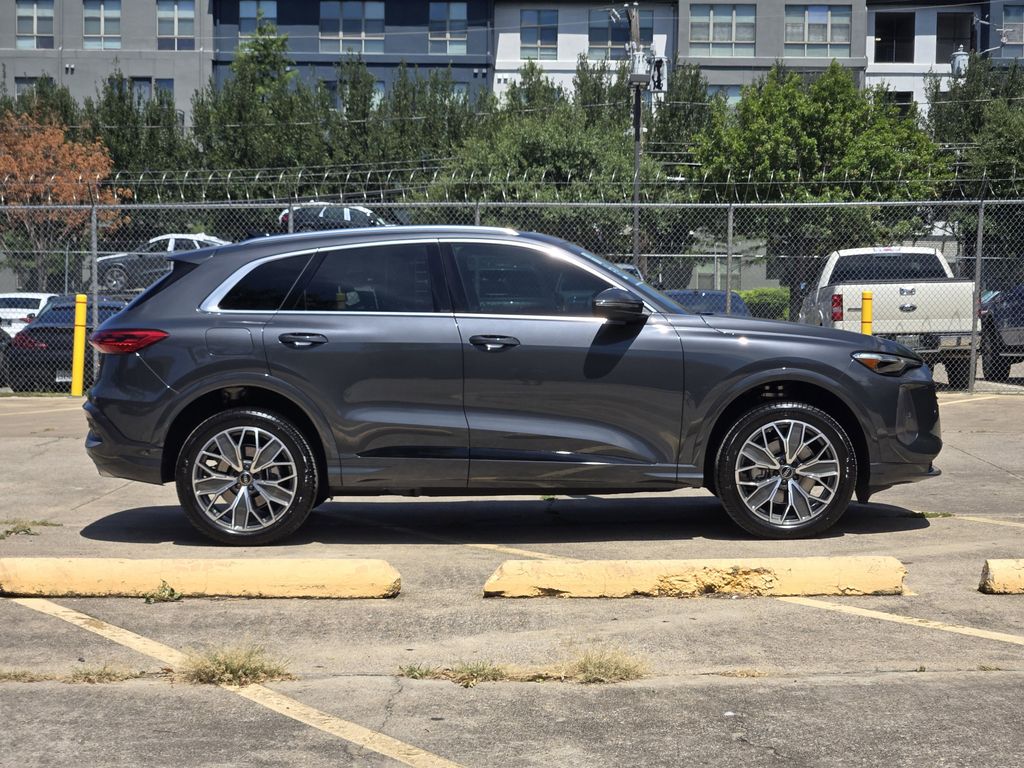new 2025 Audi Q5 car, priced at $60,975