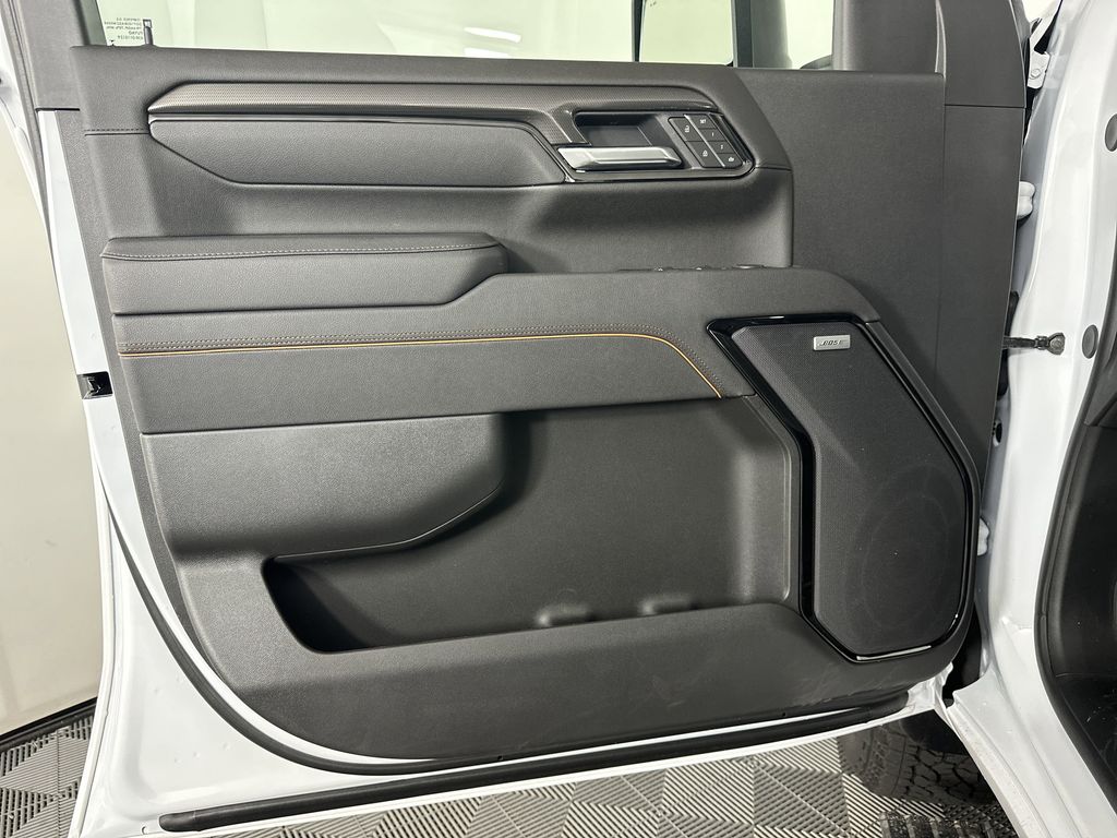 new 2025 GMC Sierra 2500HD car, priced at $86,639