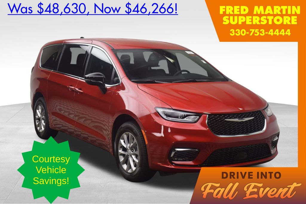new 2026 Chrysler Pacifica car, priced at $46,266
