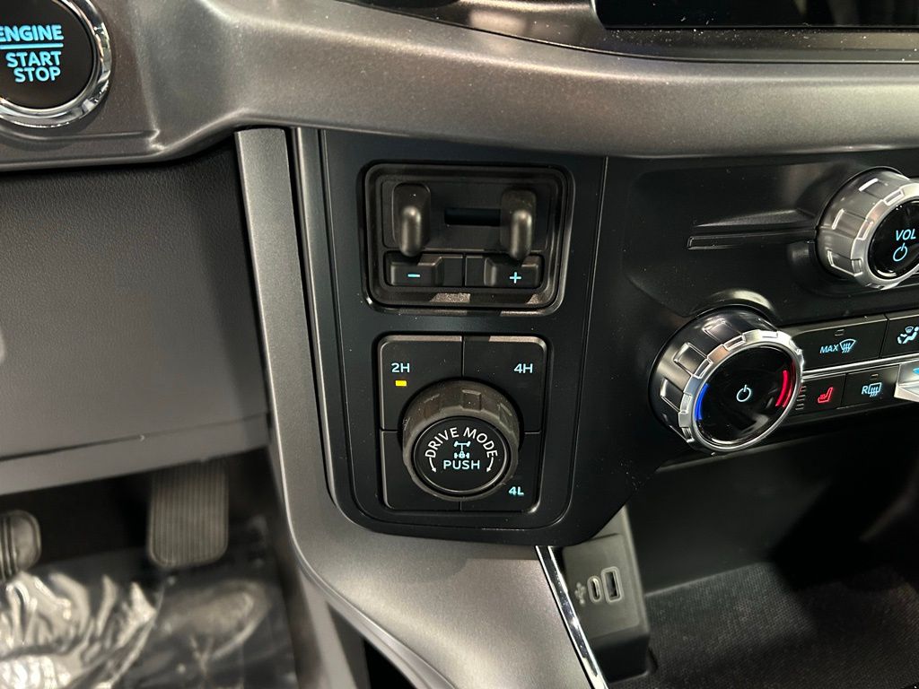 new 2025 Ford F-150 car, priced at $61,095