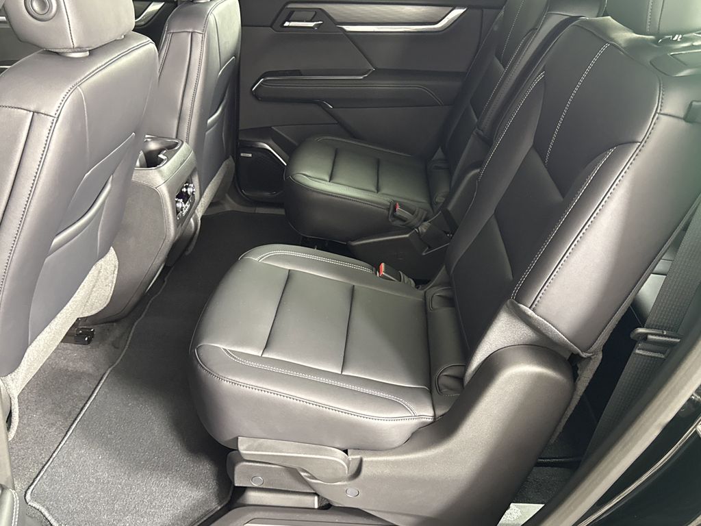 new 2025 GMC Acadia car, priced at $42,724