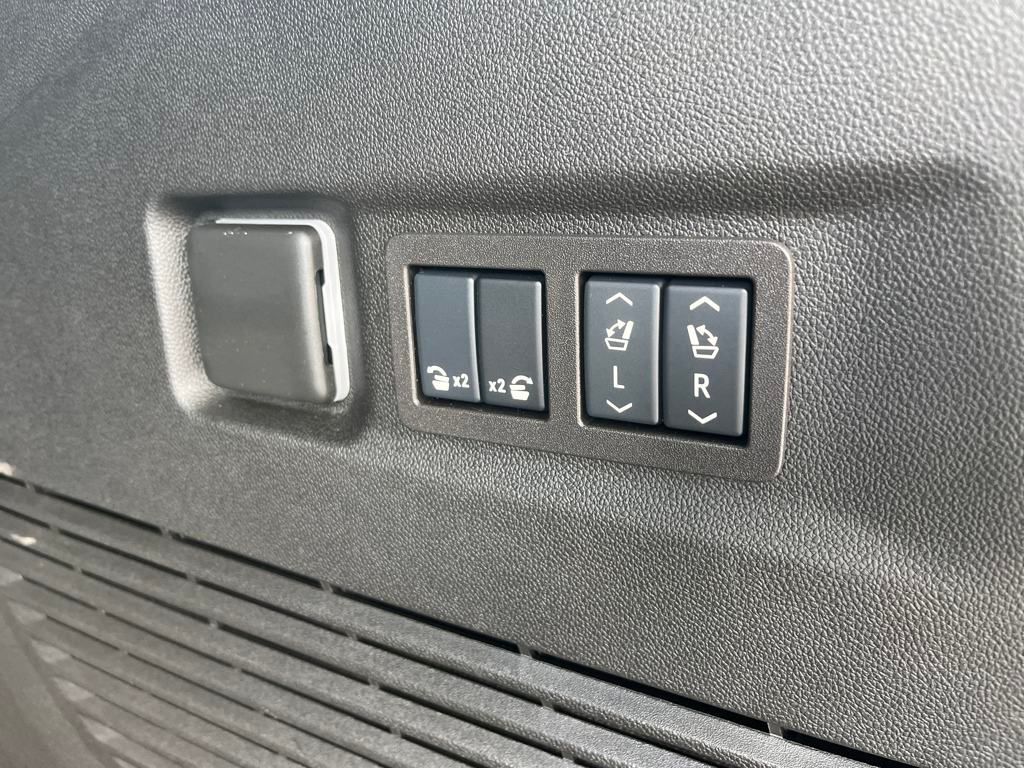 used 2024 Chevrolet Suburban car, priced at $67,900