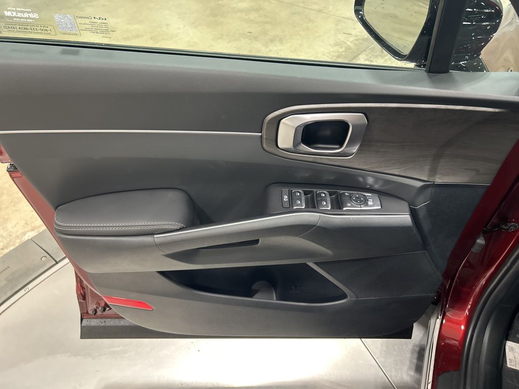 new 2025 Kia Sorento car, priced at $39,119
