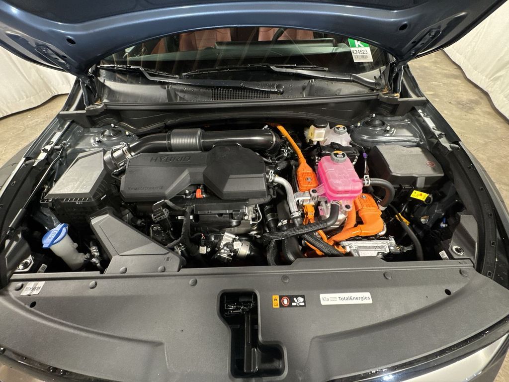 new 2025 Kia Sportage Hybrid car, priced at $38,895