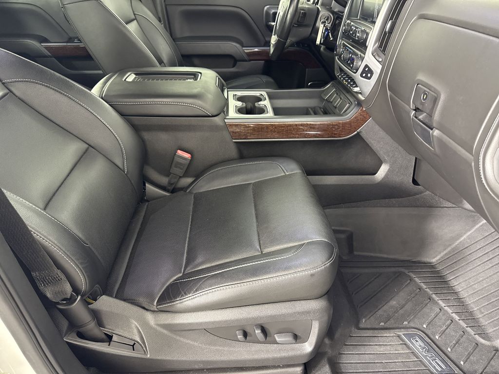 used 2018 GMC Sierra 1500 car, priced at $30,995