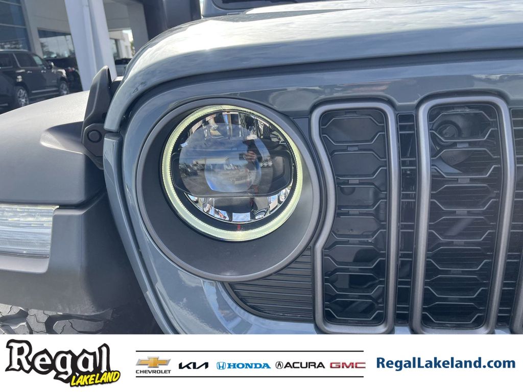 used 2024 Jeep Gladiator car, priced at $50,292