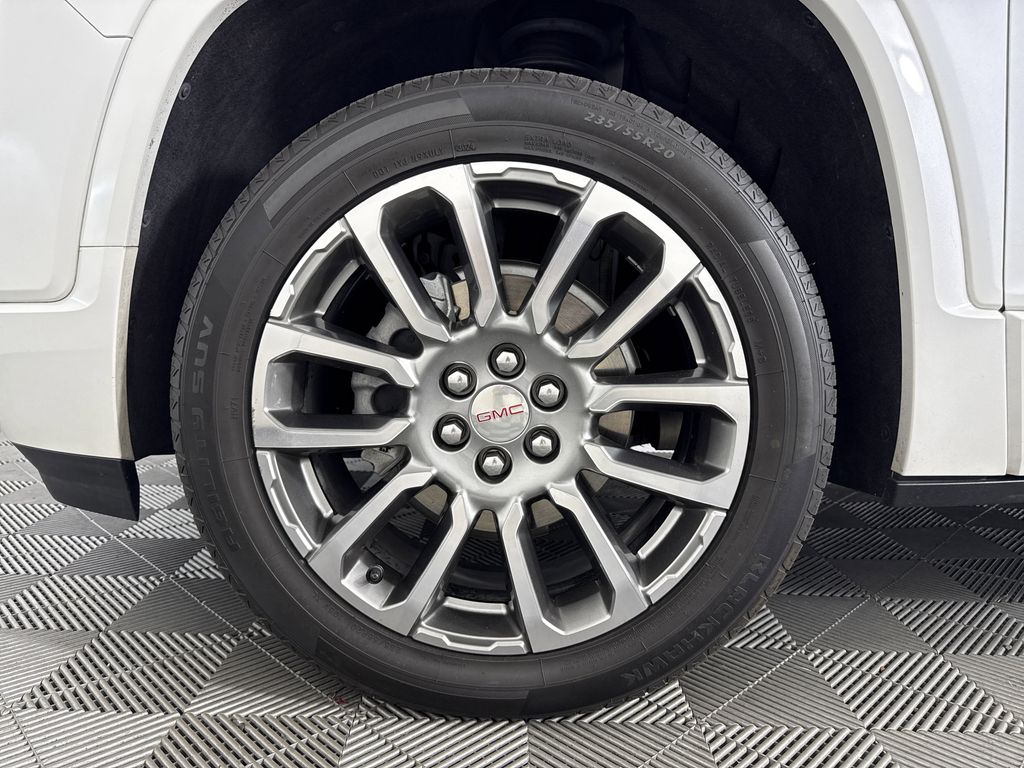 used 2022 GMC Acadia car, priced at $31,555